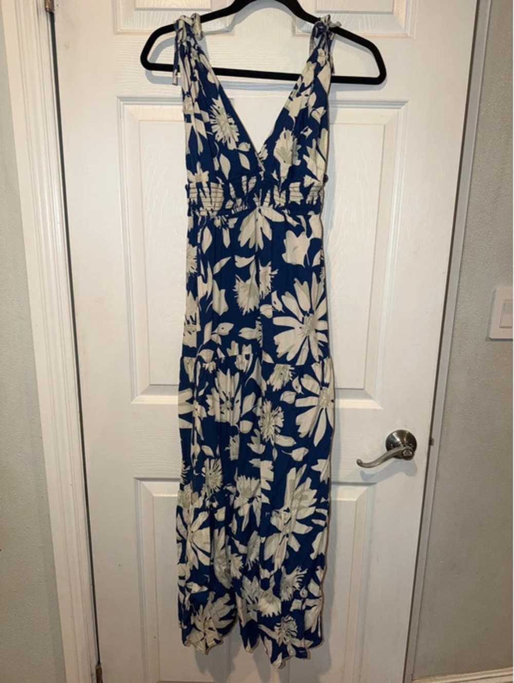Patrons of Peace Women’s M Blue White Floral Boho Maxi Dress Smocked Waist